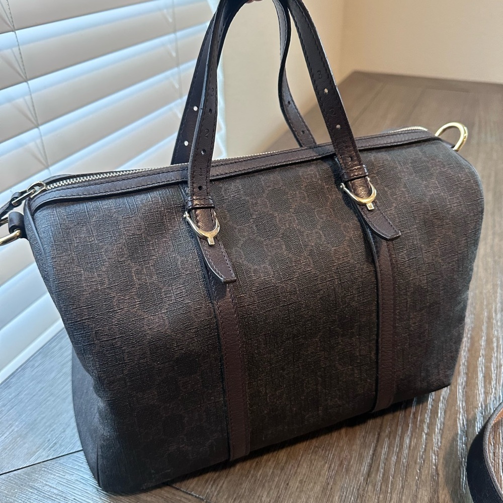 Gucci GG Supreme Boston